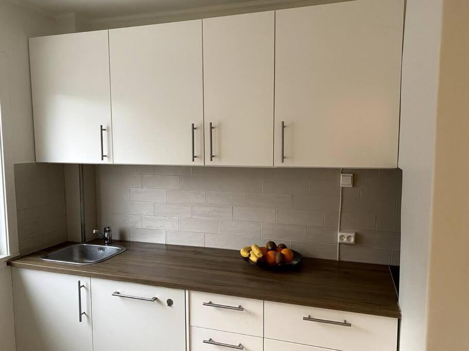 Lovely 2 Bedroom Apartmen With Free Parking Bergen Luaran gambar